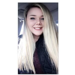 Meet your Posher, Carissa